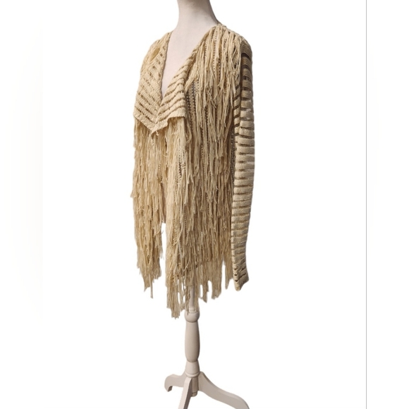 Gorgeous Beige Boho Knit Cardigan with Tassels in Front - Picture 2 of 6